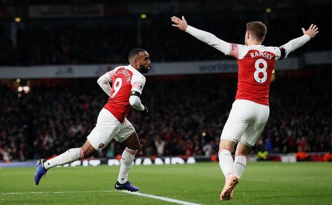 app下载-关于羽毛球热身赛上演强强对话,剑门霹雳队大胜岭南天虎队,战术调整见效;高压逼抢成功的信息